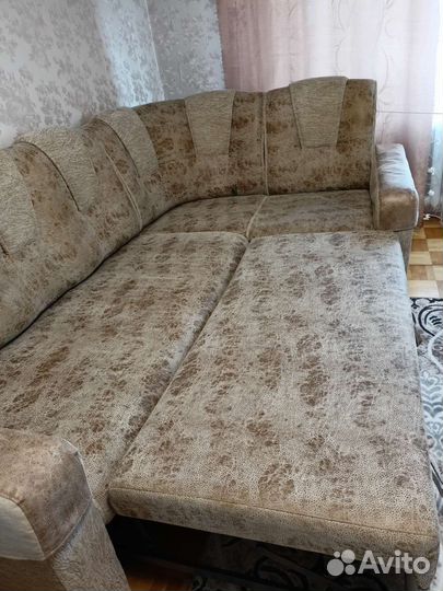 Угловой диван