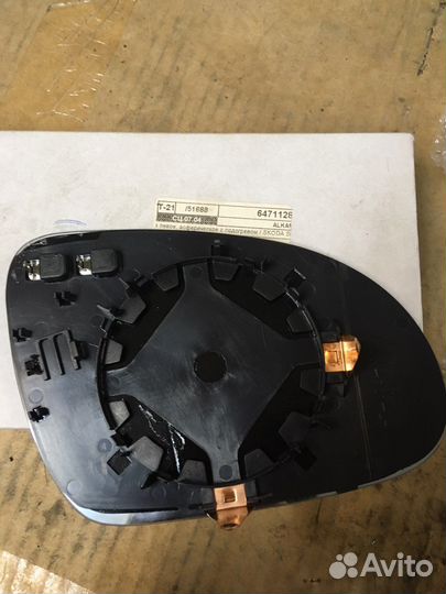 Зеркало левое с подогревом Skoda