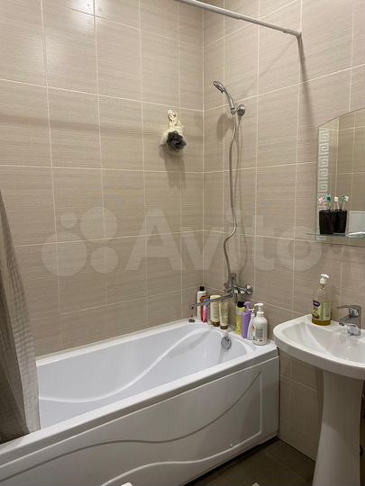 1-к. квартира, 51,6 м², 1/4 эт.