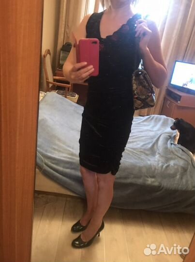 Плащ и платье