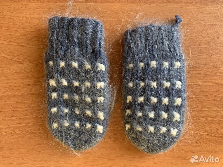 Варежки вязаные ручной работы