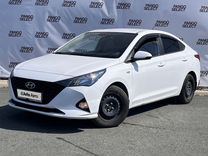 Hyundai Solaris 1.6 AT, 2021, 51 000 км, с пробегом, цена 1 650 000 руб.