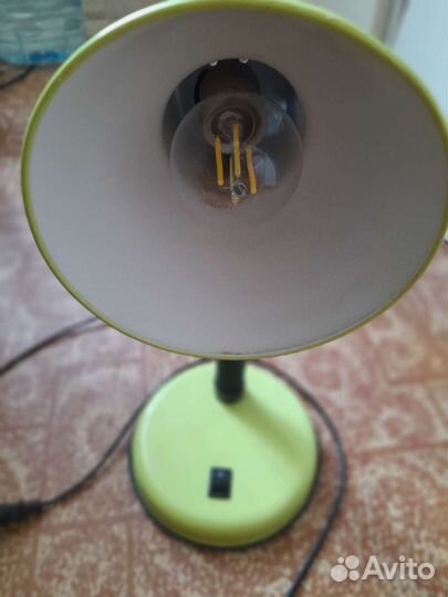 Светильник настольный