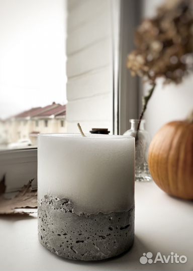 Свечи в бетоне