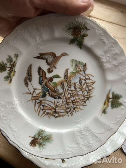 Столовый сервиз. охота. фарфор. чехия отложено