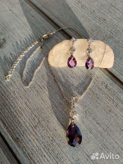 Комплект украшений (серьги, кулон) новый