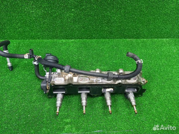 Форсунка топливная Volkswagen Jetta BLF 2006