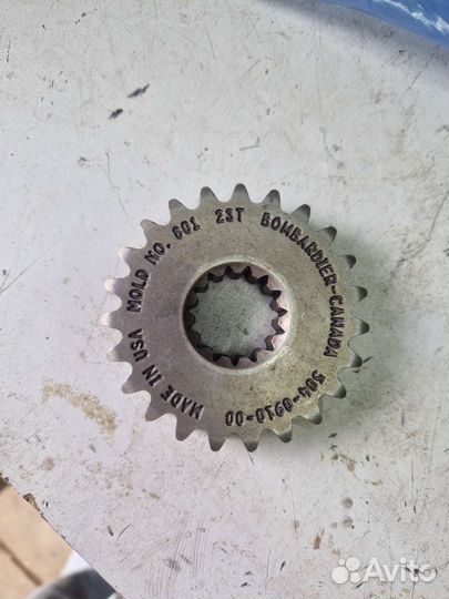 Звезды коробки снегохода brp