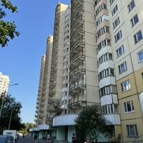 2-к. квартира, 60 м², 9/18 эт.