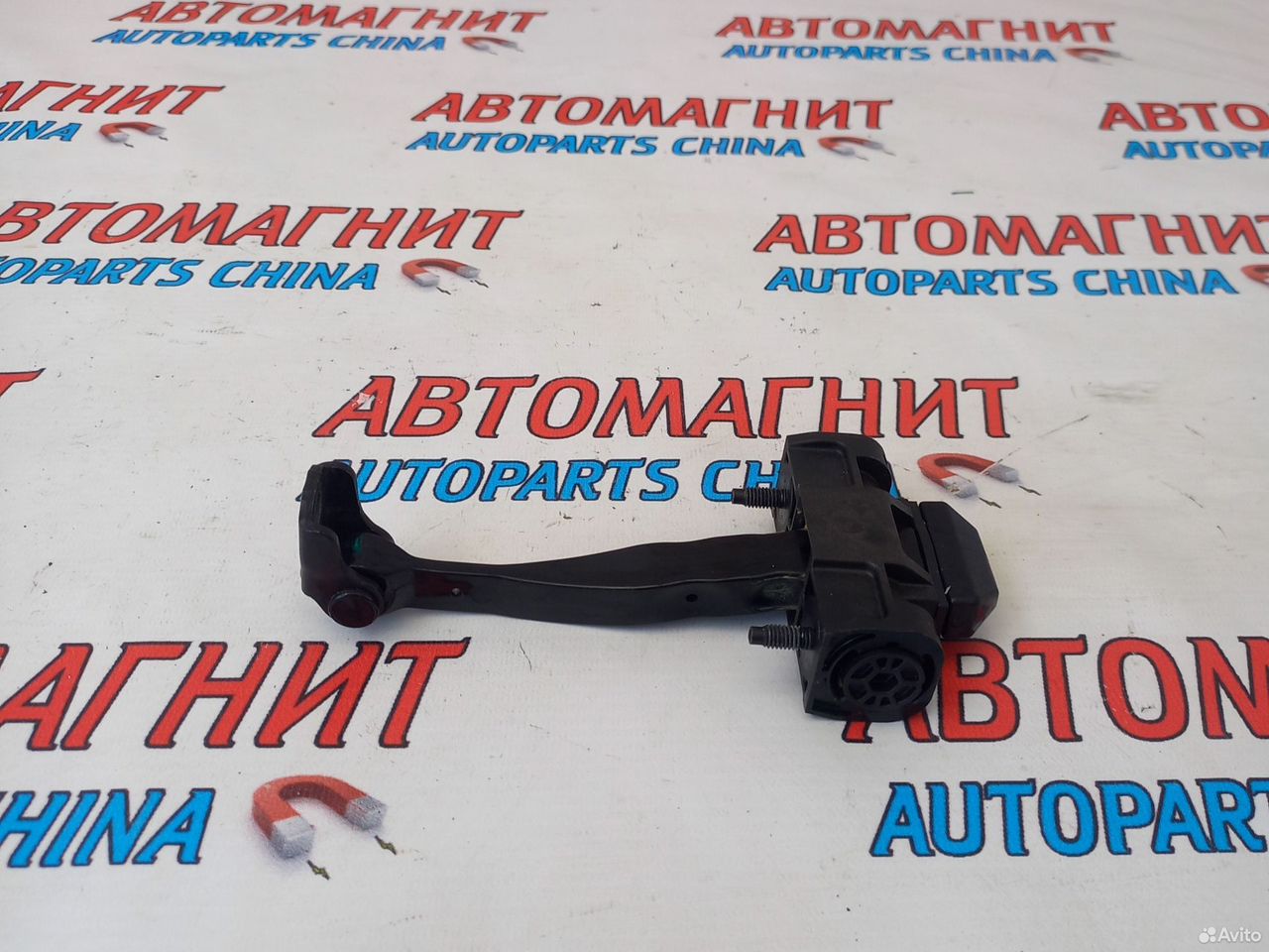 Ограничитель двери передней правой Омода С5