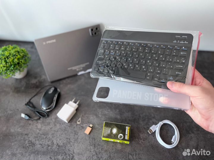 Планшет с клавиатурой новый