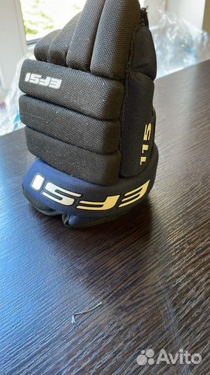 Краги хоккейные детские 8