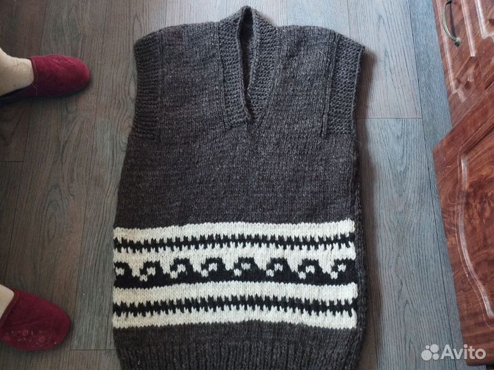 Безрукова шерстяная