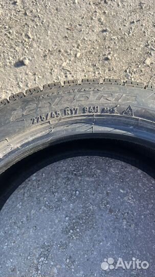 Pirelli Ice Zero FR 21.5/45 R17 94H