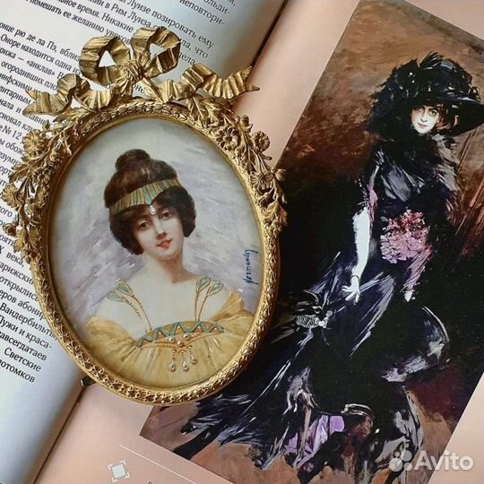 Антикварная портретная миниатюра