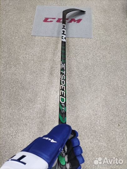 Хоккейная клюшка CCM FT5 PRO Green (зеленая)