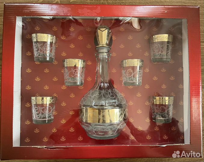 Подарочный набор для спиртного (бокалы, графин)