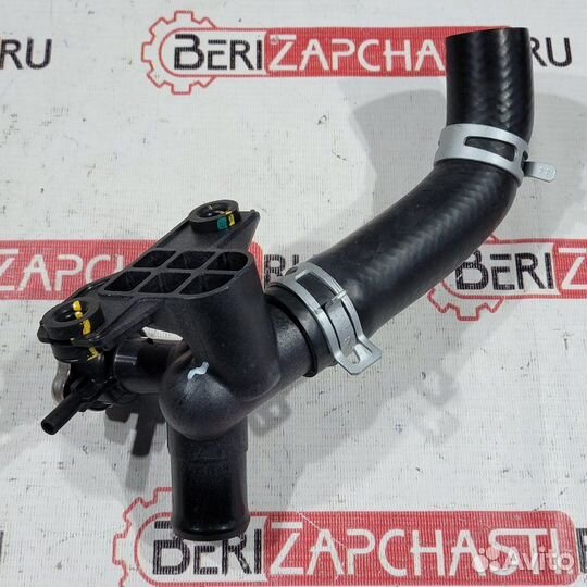 Тройник системы охлаждения Kia Rio FB G4FG