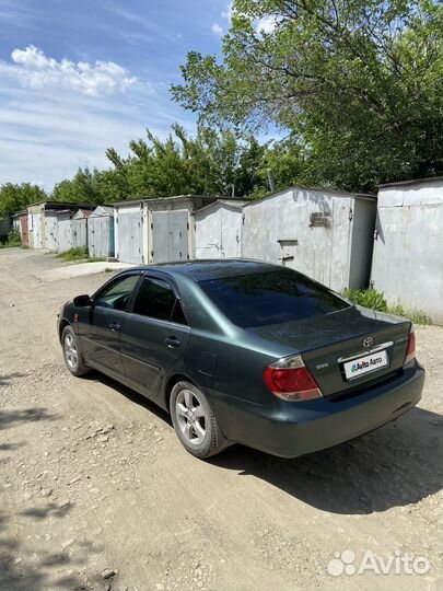 Toyota Camry 2.4 МТ, 2005, 300 000 км