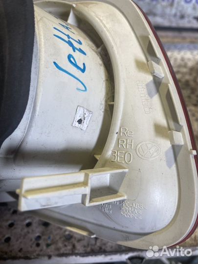 Фонарь задний правый Volkswagen Jetta