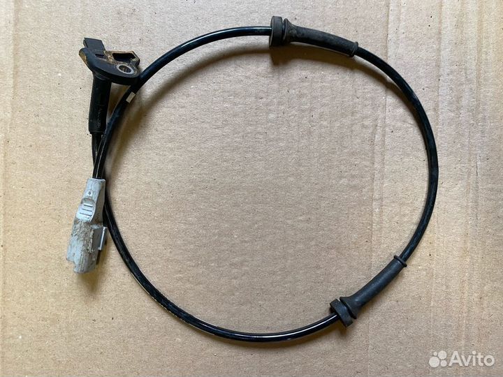 Датчик ABS передний Citroen-Peugeot