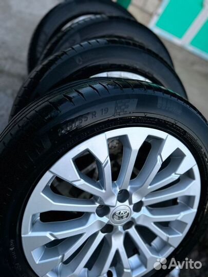 Комплект колес michelin pilot sport 4 suv r19