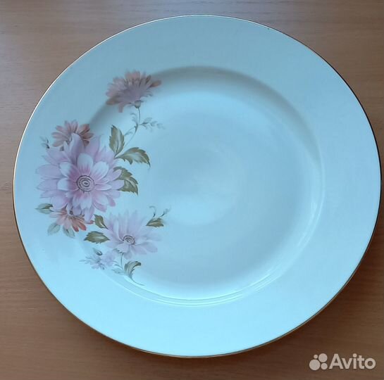 Тарелки, салатники