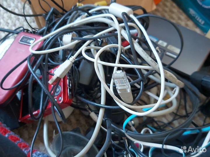 Телефон, наушники, кабели на запчасти