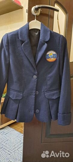 Пиджак школьный для девочки на рост 134
