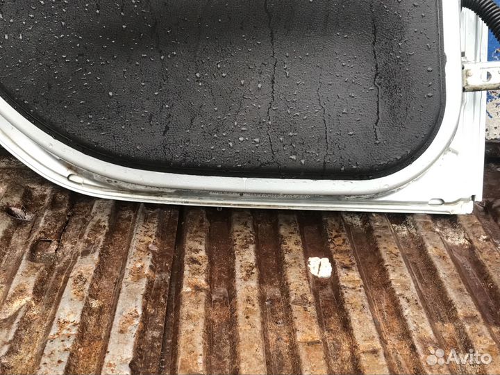 Дверь задняя левая Peugeot 206