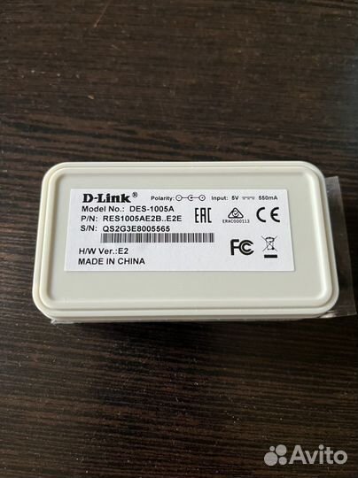 Коммутатор D-Link DES-1005A