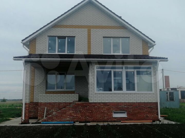 Дом 277,6 м² на участке 8,5 сот.