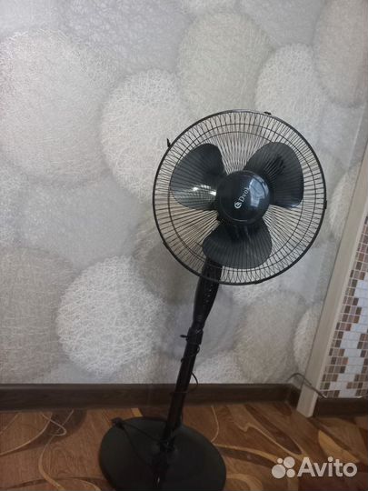 Вентилятор напольный