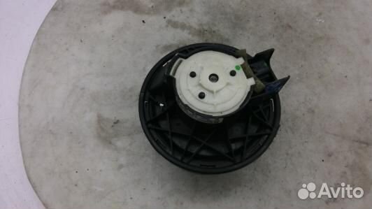 Моторчик печки jeep cherokee KJ (89H15KK01)