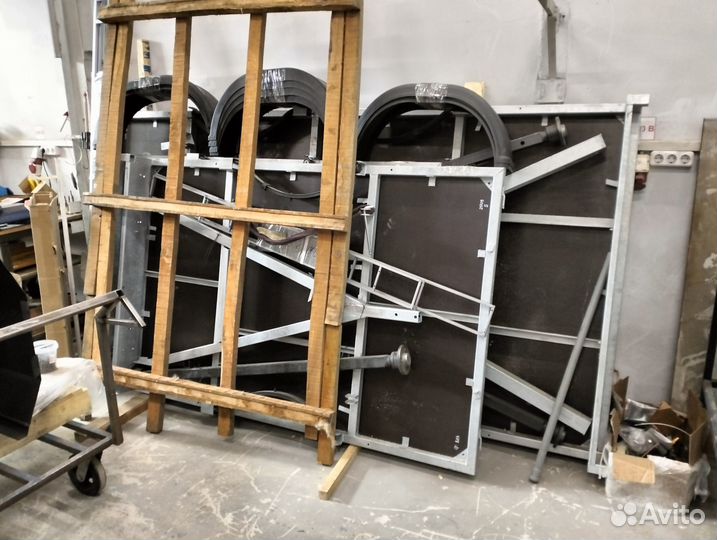 Прицеп одноосный 1,3х2 с документами