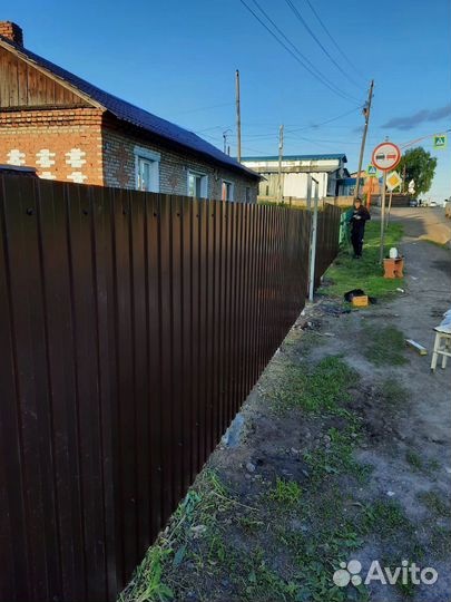 Забор из профнастила