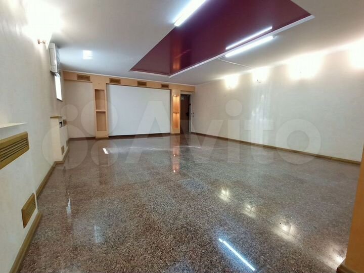 Офис, Услуги или Производство на Острякова, 50 м²