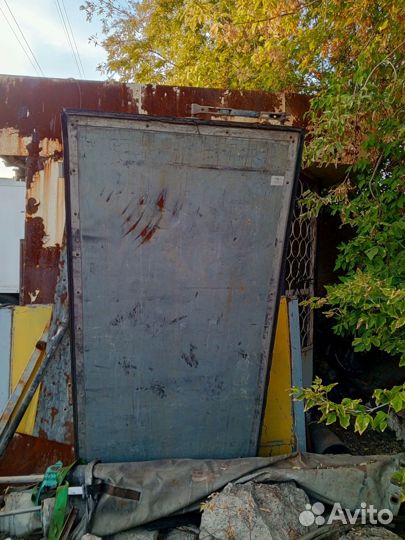 Ворота на полуприцеп прицеп