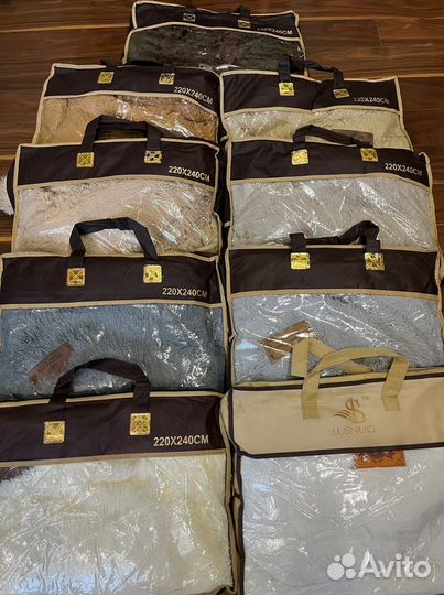 Пледы пушистые 