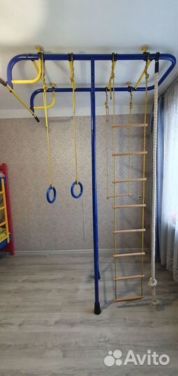 Детский спортивный комплекс