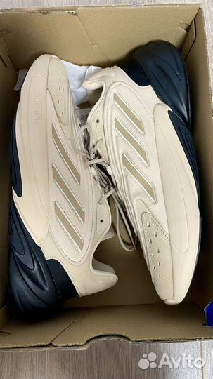 Кроссовки adidas ozelia