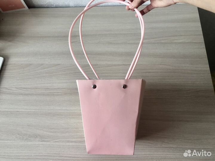 Подарочные корзины плетёные б/у