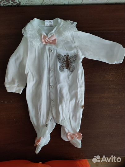 Комплект на выписку для девочки