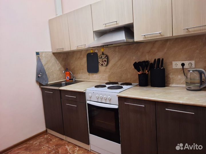 Кухонные гарнитуры бу с техникой