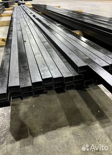 Труба профильная 100х100х3 (3м.) некондиция тр2921