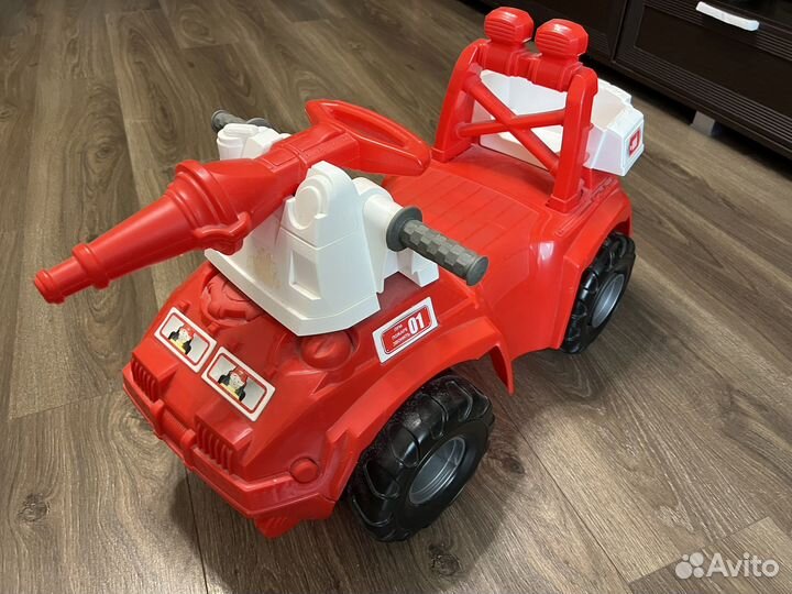 Машинка-каталка толокар пожарная