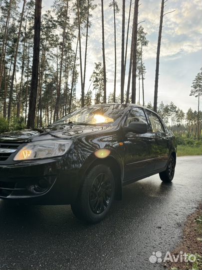 LADA Granta 1.6 МТ, 2013, 138 200 км