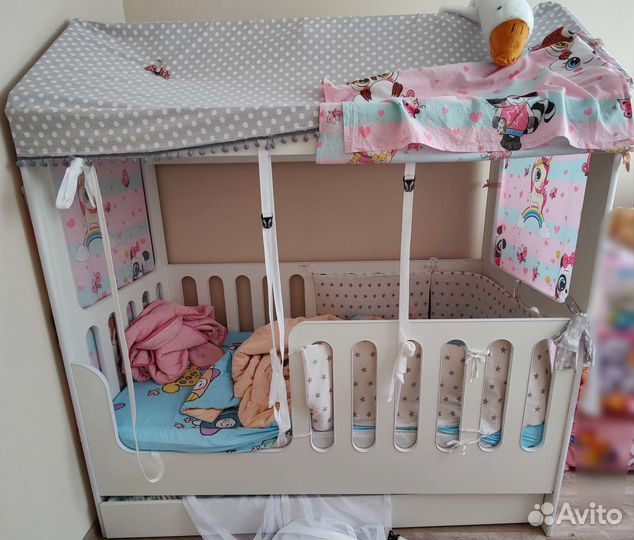 Детская кровать домик