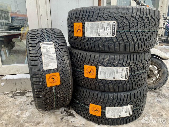 Continental IceContact 2 SUV 295/40 R21 111T