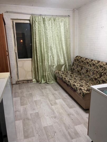 Комната 15 м² в 4-к., 1/9 эт.